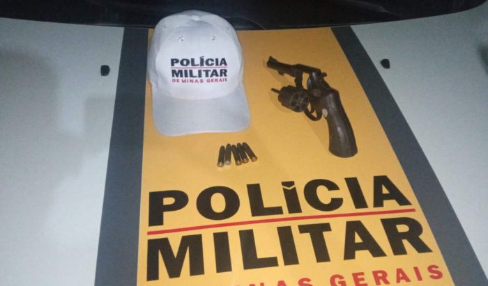 Portal Capara Pol Cia Militar Rodovi Ria Apreende Arma De Fogo Em