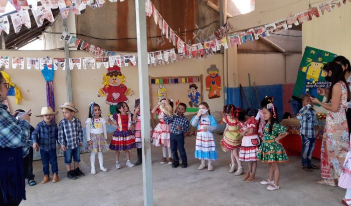 Portal Caparaó EMEI Monteiro Lobato promove festa cultural para alunos