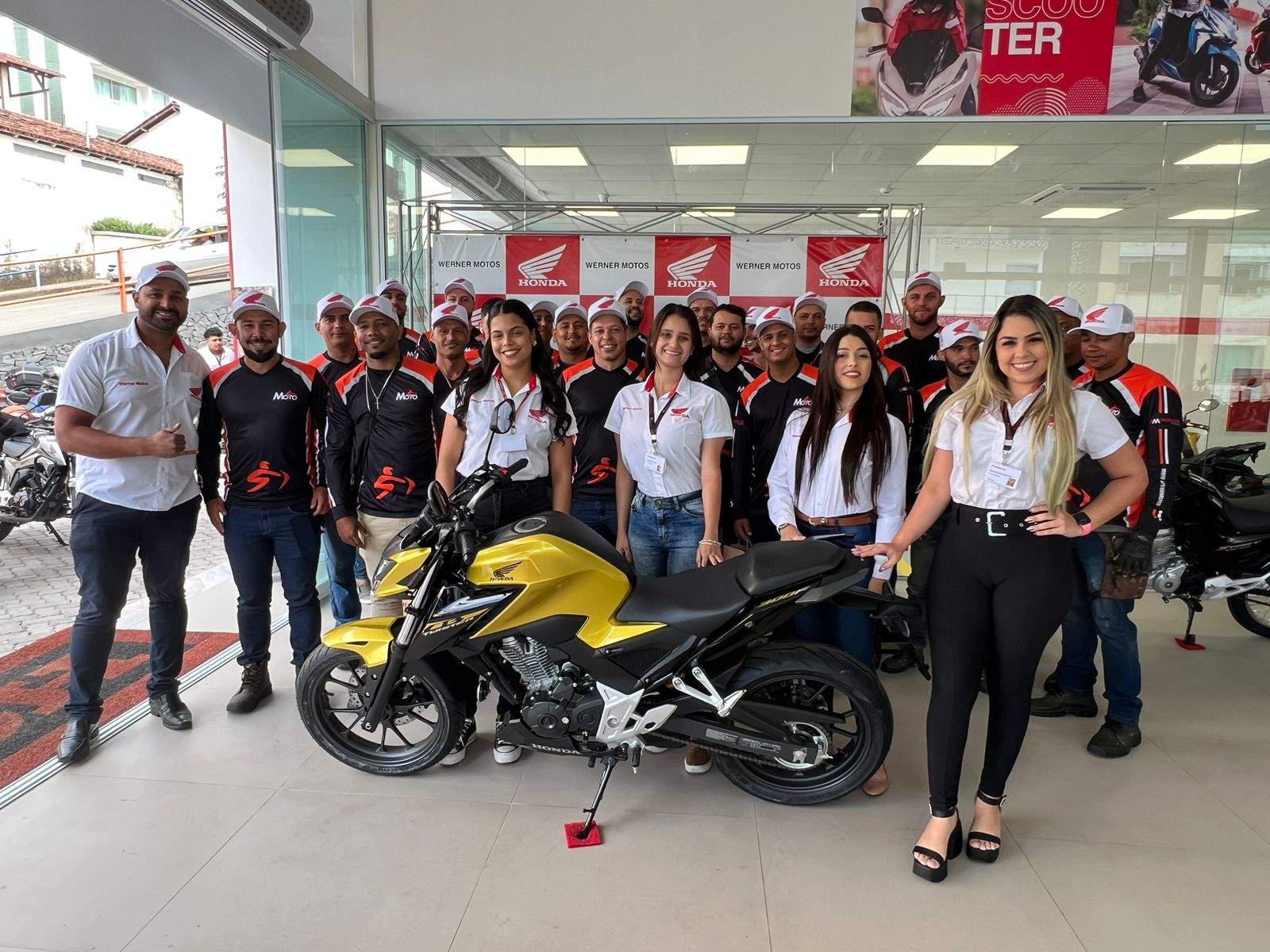 Moto express  Manhuaçu MG