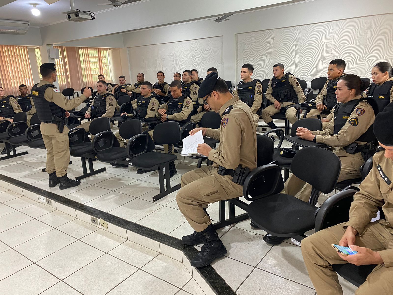 Militares recém-formados e movimentados se apresentam no 11º BPM