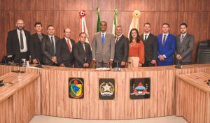 Prefeito, vice e vereadores iniciam mandato em Alto Caparaó