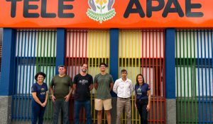 APAE de Manhuaçu é escolhida para receber doação por aluno que venceu concurso de livraria