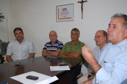 Deputado estadual se reúne com vereadores