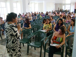 Equipe da Secretaria da Educação realiza palestra em Manhuaçu