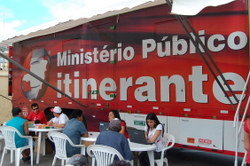 Carreta do Ministério Público tem passagem de sucesso em Manhuaçu