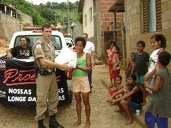 Campanha leva alegria no Natal de Rio Casca