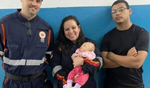 Bebê de um mês é salva após engasgo em Mutum
